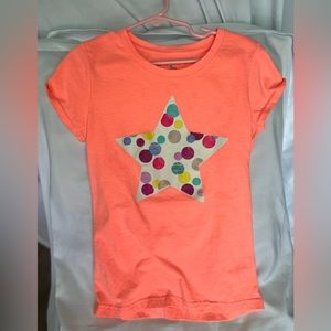 Short sleeve tee in excellent condition